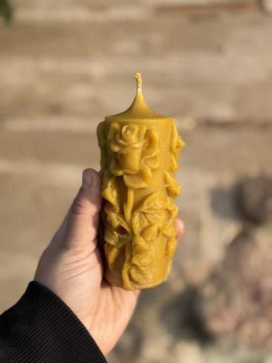 Bišu vaska svece "Garā roze"